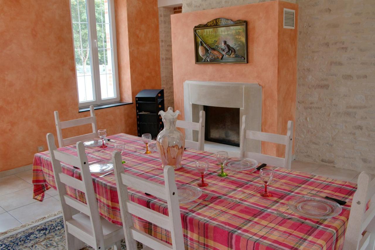 Theillay Gite De Villaine מראה חיצוני תמונה